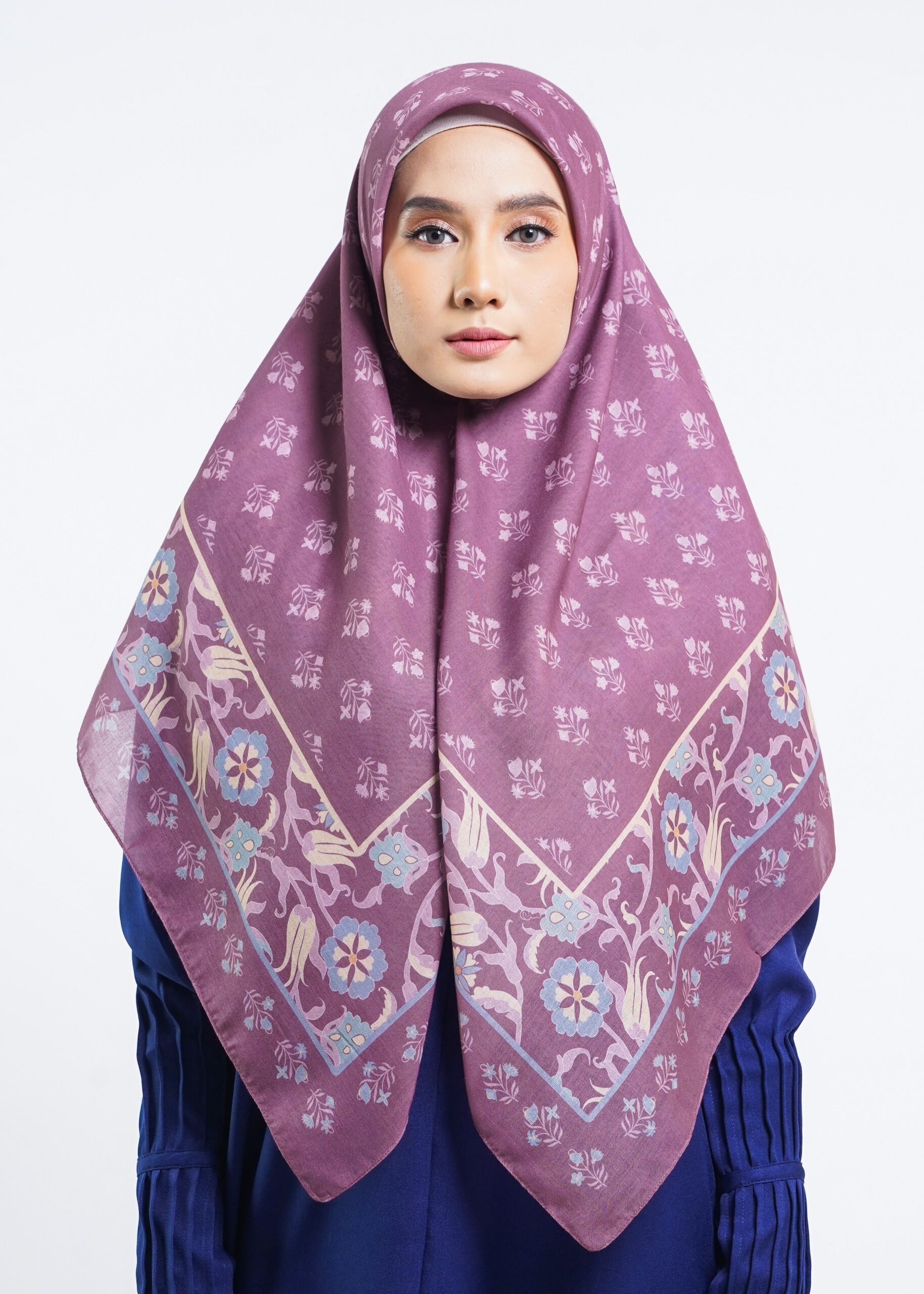 Hijab Kaila Suzhara