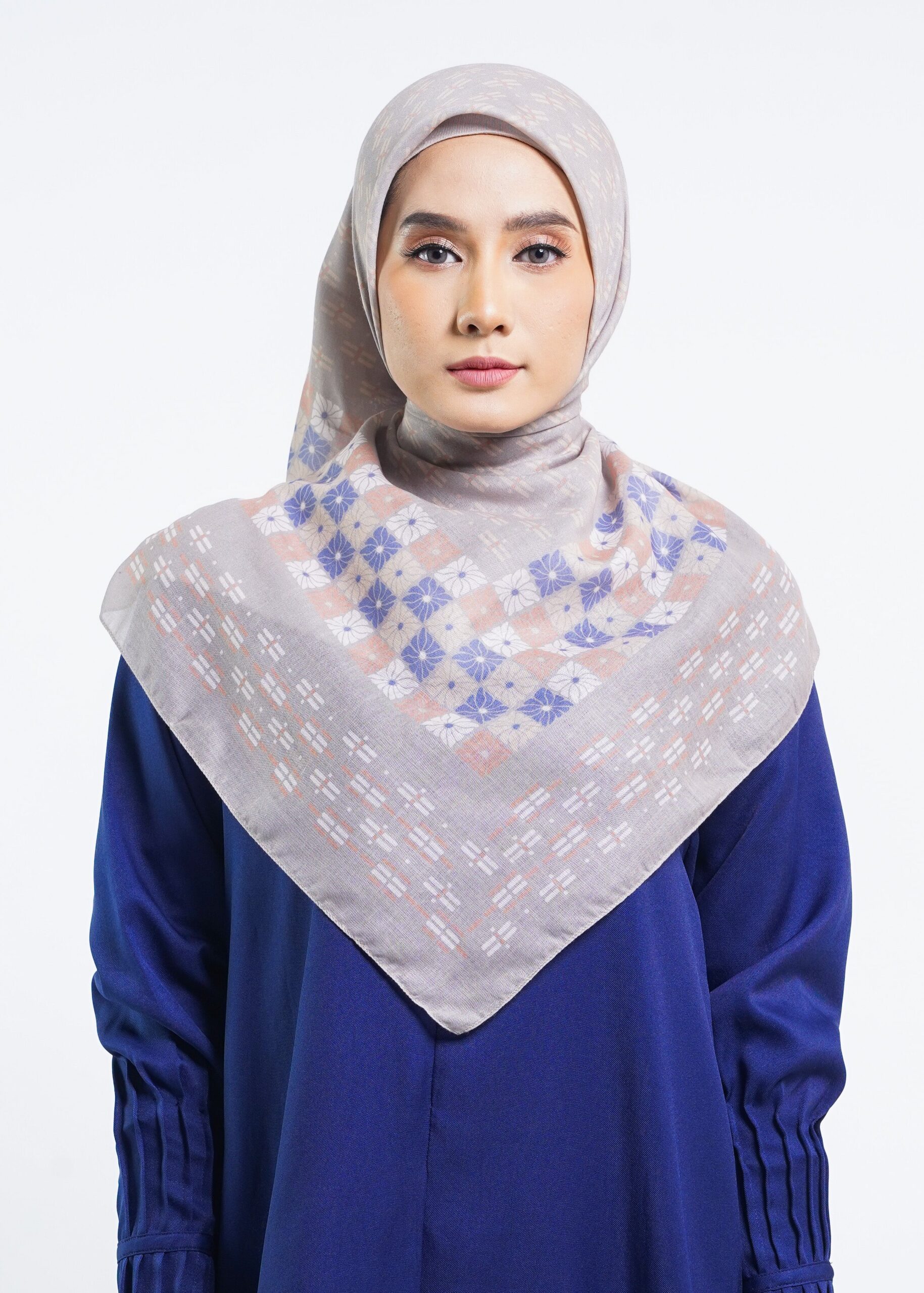 Hijab Kaila Aster